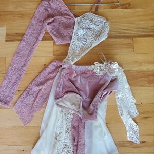 Velvet and lace 2 piece dance costume